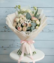 Букет цветов из:  Розы и Лизиантусы в Павловскую слободу