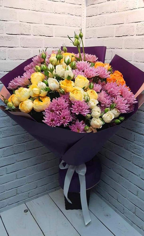 Букет цветов из: Хризантемы и Розы в Павловскую слободу