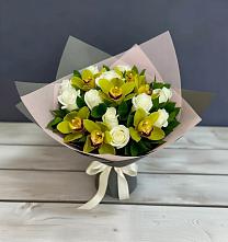 Букет цветов из:  Орхидеи и Розы в Павловскую слободу