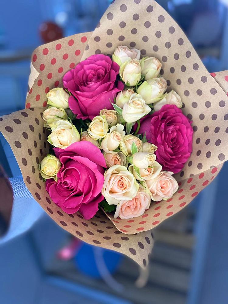 Букет цветов из: Розы в Павловскую слободу