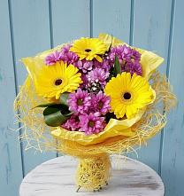Букет цветов из:  Хризантемы и Герберы в Павловскую слободу