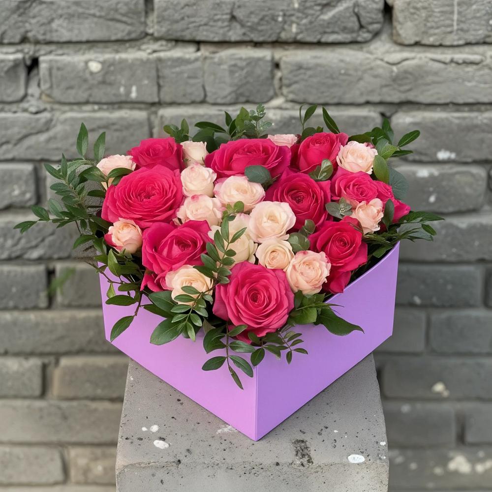 Цветочная композиция из Розы в коробке в Павловскую слободу