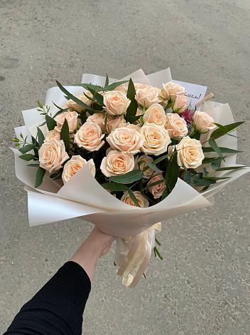 Букет Кремовые розы Латте в Павловскую слободу