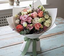 Букет цветов из:  Розы, Лизиантусы и Гвоздики в Павловскую слободу