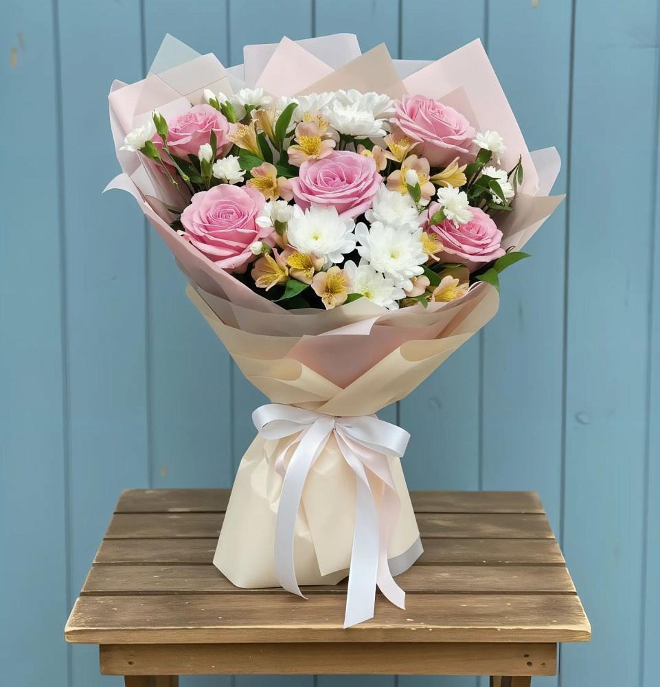 Букет цветов из: Гвоздики, Орхидеи и Розы в Павловскую слободу